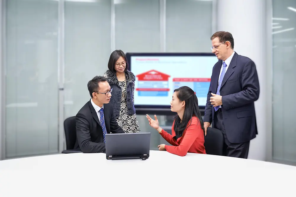 Face-to-face employee training at Henkel.